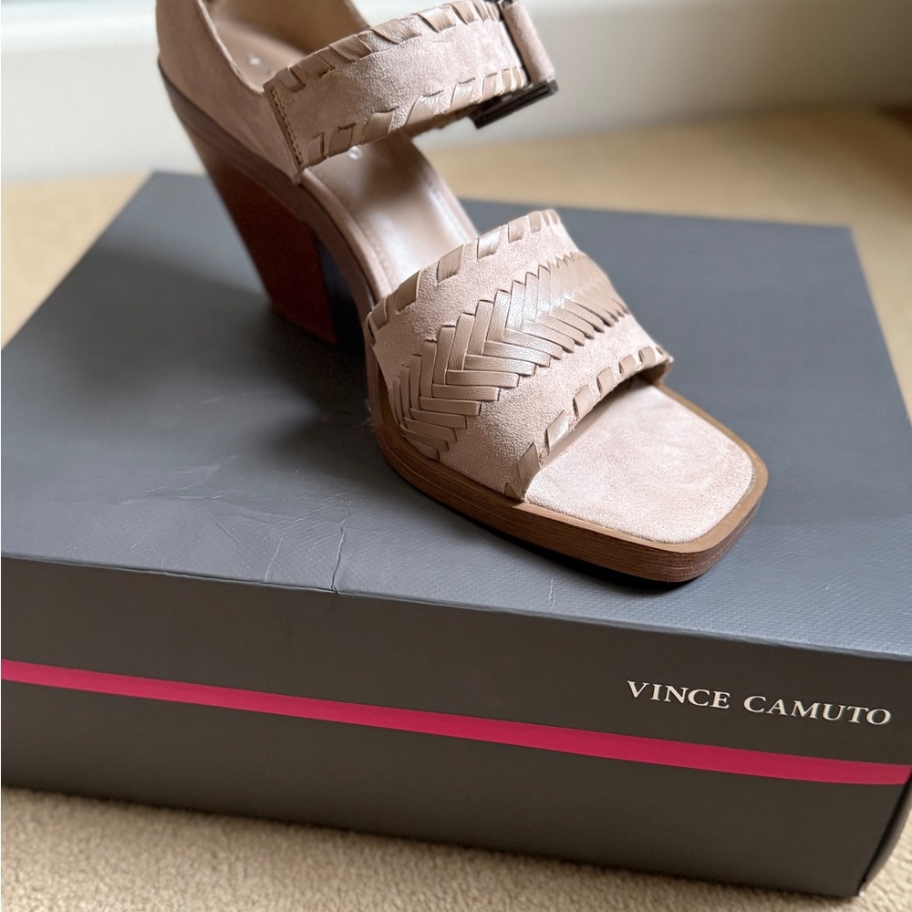 Vince Camuto Tan Women's Sandals